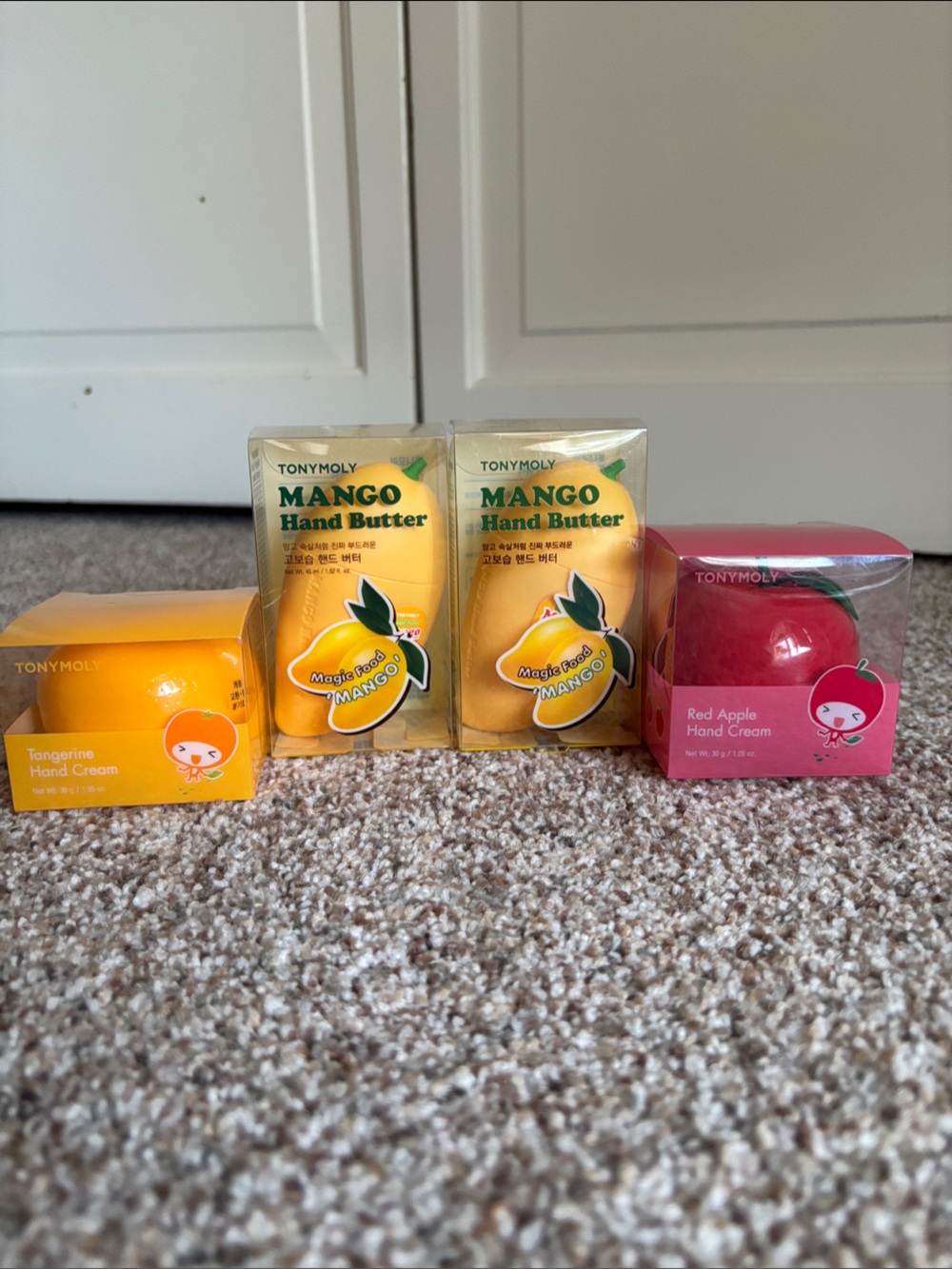 TONYMOLY hand care set